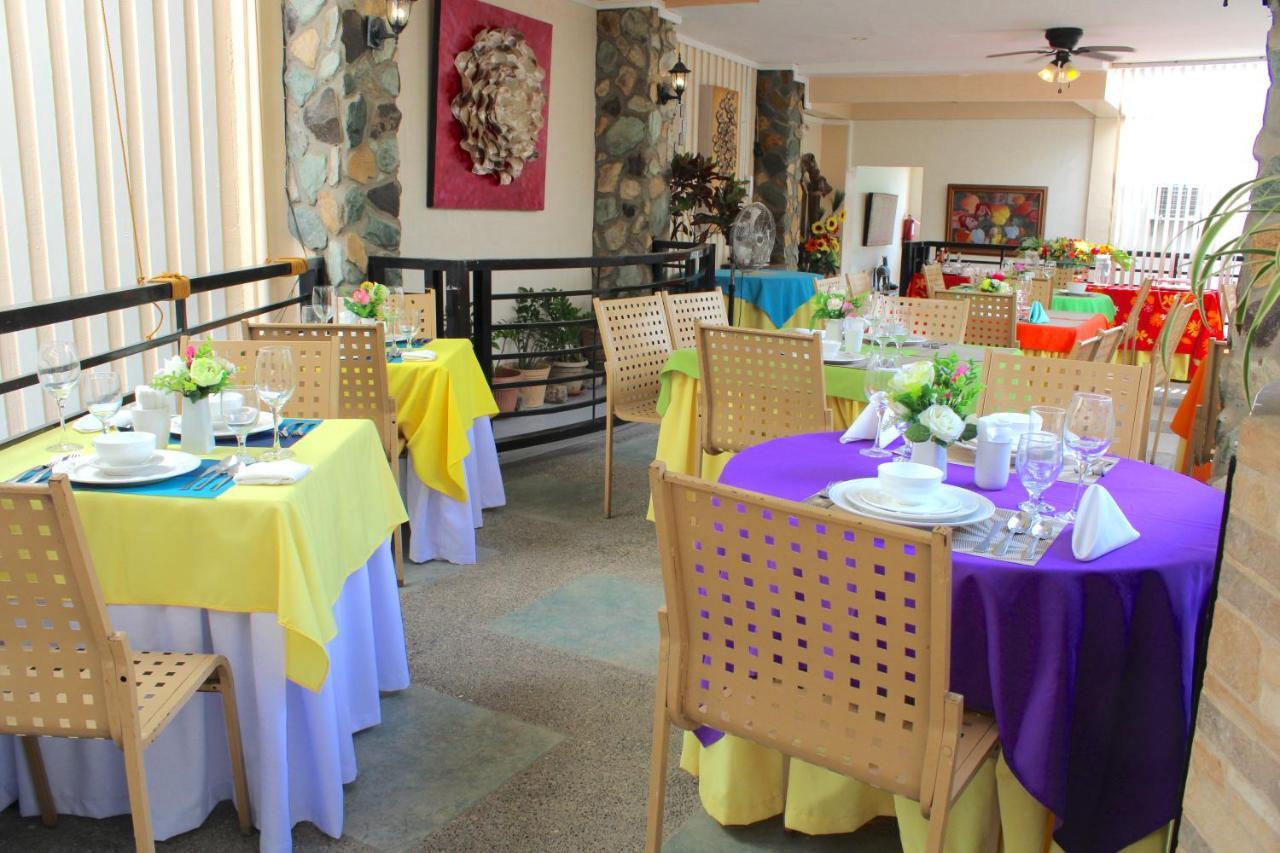 Balaibinda Lodge Корон Экстерьер фото